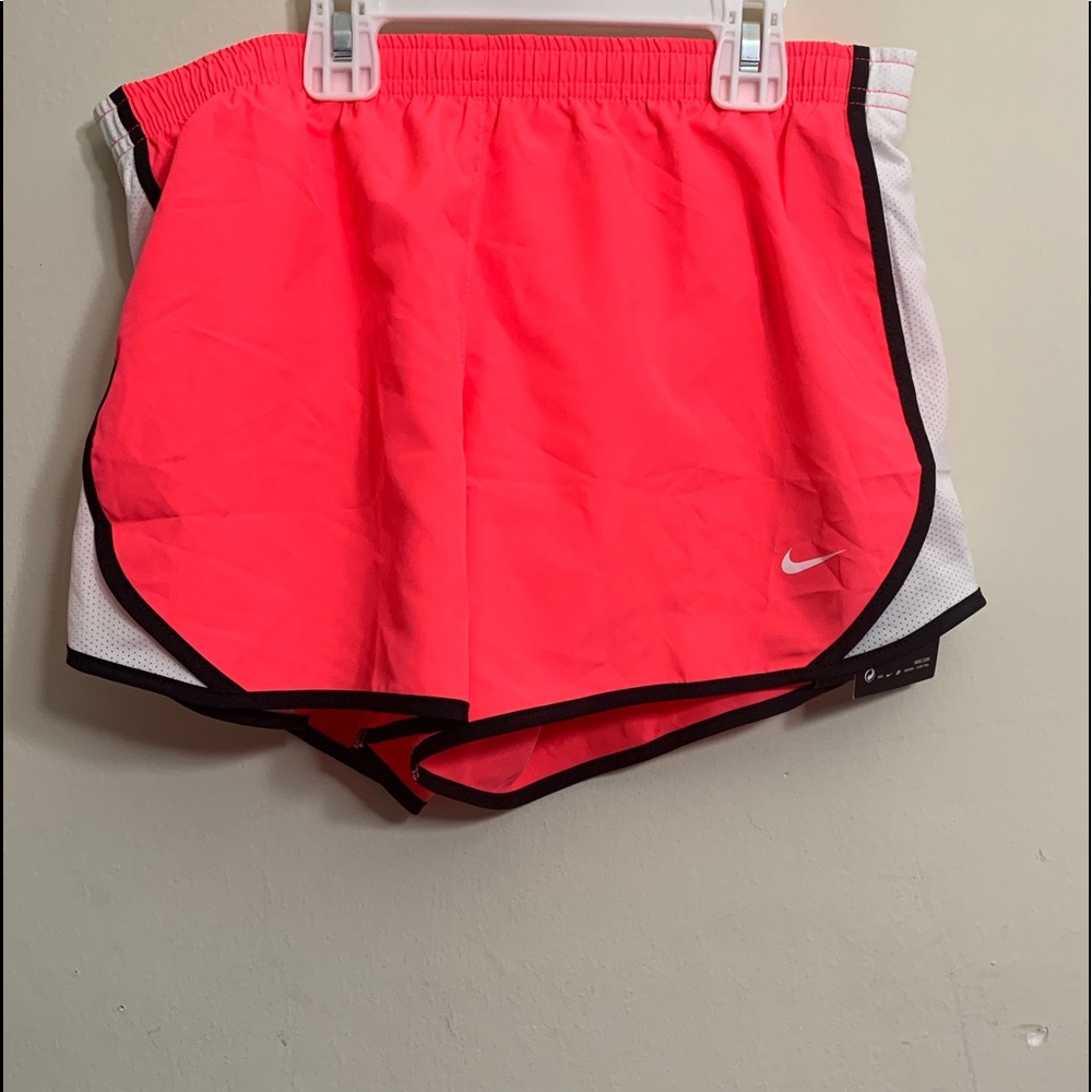 NWT.  NIKEE. Salmon PINK COLORED NIKE SHORTS